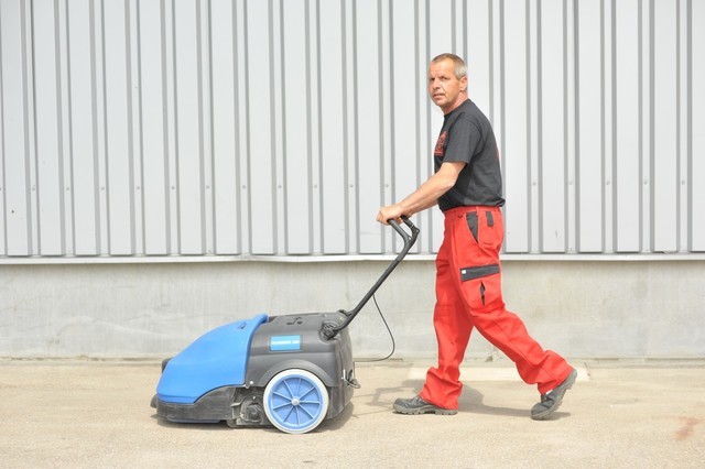 Akku Kehrmaschine Akku Kehrmaschine